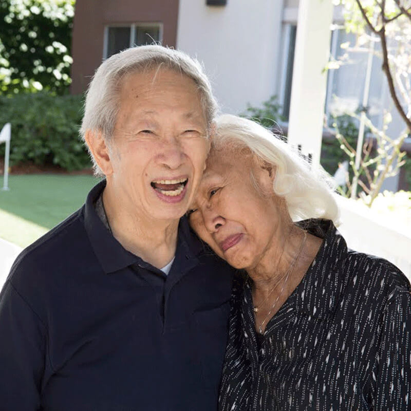 Happy couple at Carlton Senior Living
